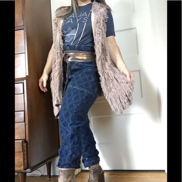 Greylin Faux Fur / Faux Feather Long Vest - so soft! - Picture 11 of 16